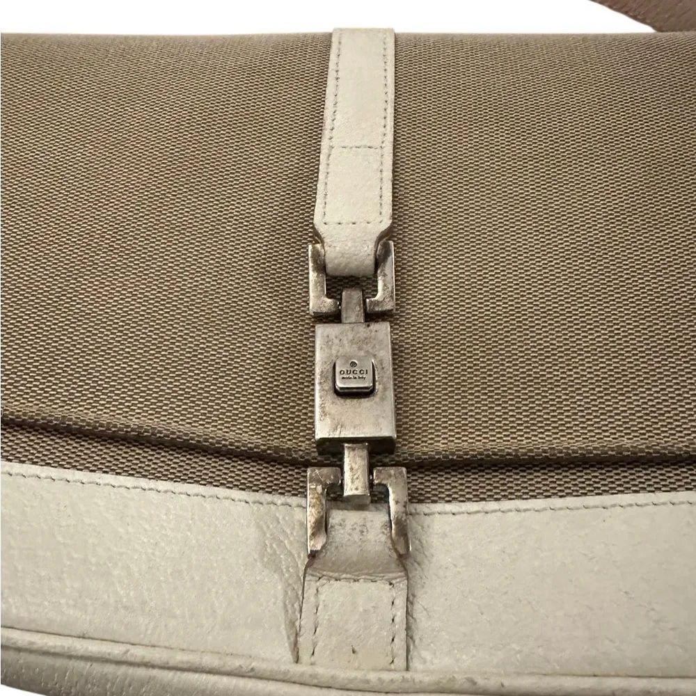 Gucci Tan and Cream Jackie Shoulder Bag with piston lock - Picture 7 of 15